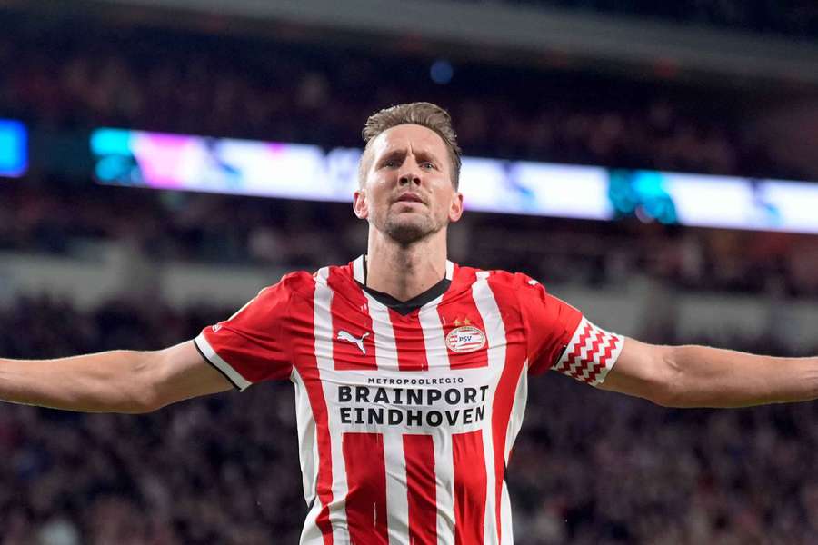 Luuk de Jong ha disputado 338 partidos y ha marcado 186 goles con el PSV