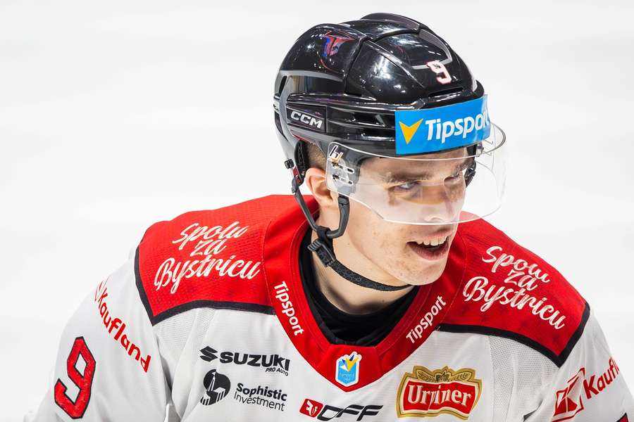 Faith trefou v predĺžení vyrovnal stav série.