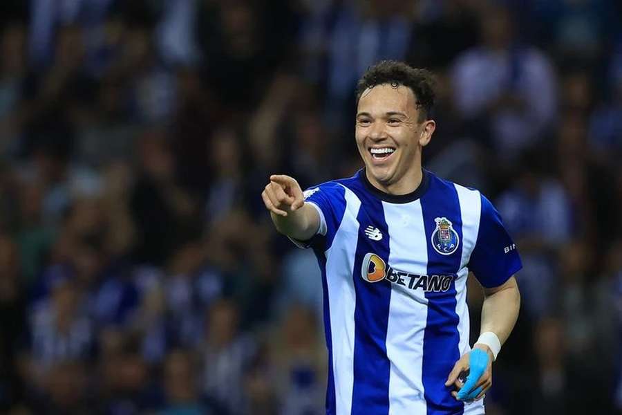 Pepê, médio do FC Porto