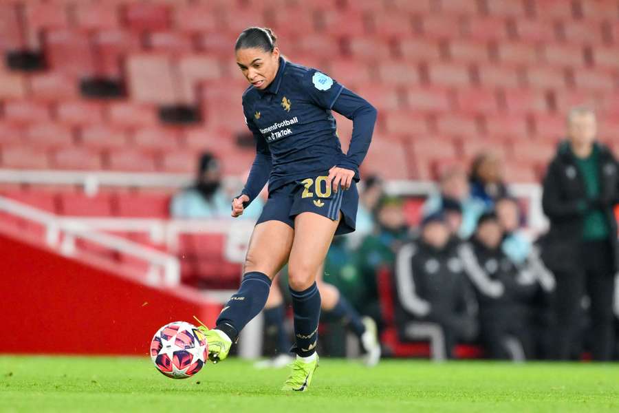 Estelle Cascarino avec l'équipe de France. Estelle Cascarino avec l'équipe de France.
