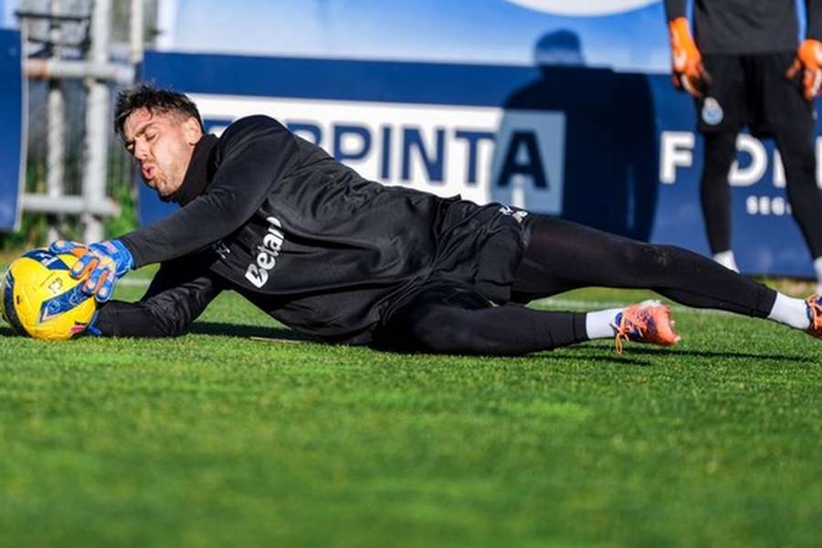 Cláudio Ramos deve voltar a ser titular na Taça de Portugal 