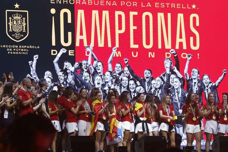 Futebol feminino espanhol atravessa crise após conquista da Copa do Mundo