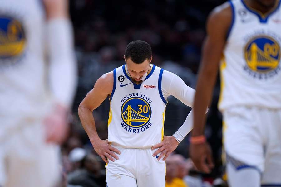 Stephen Curry zaznamenal v zápase s Clippers 50 bodů.