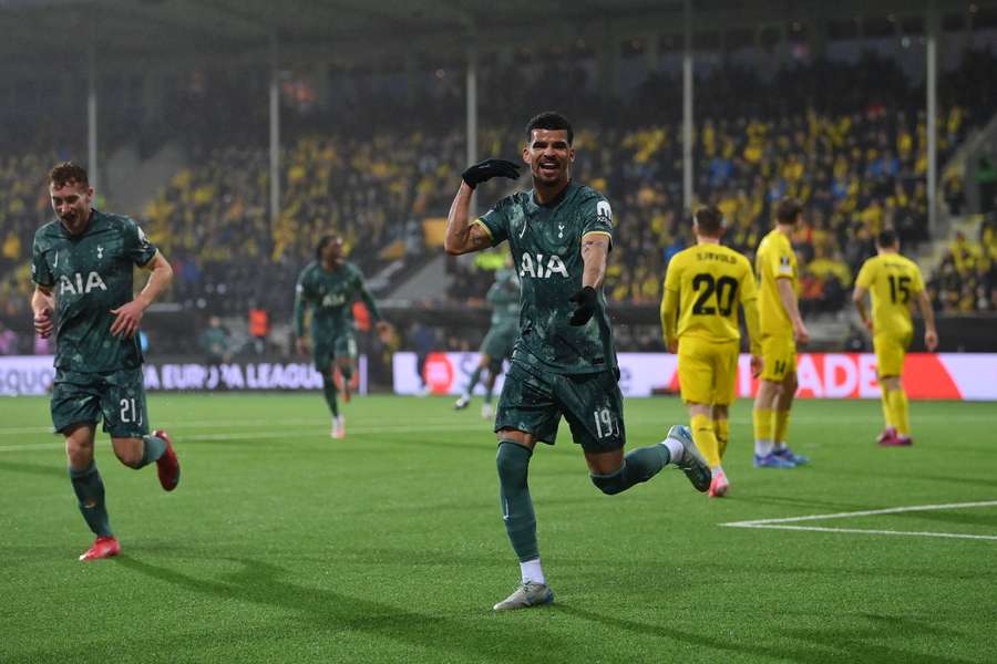 Solanke abriu o placar em solo norueguês