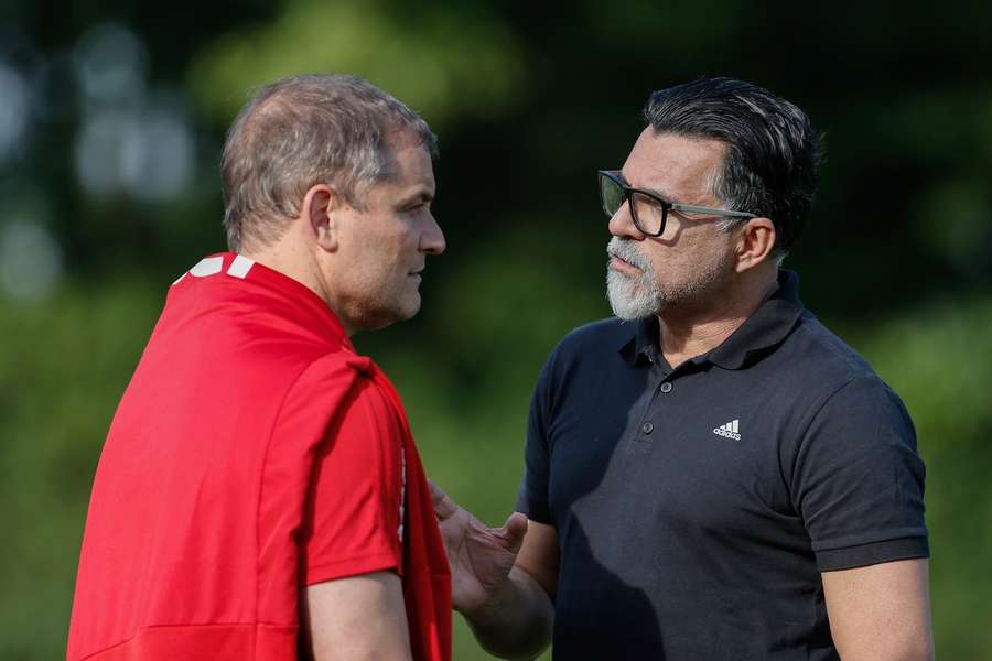 Ricardo Rocha praat met coach Diego Aguirre tijdens zijn tijd bij Sao Paulo