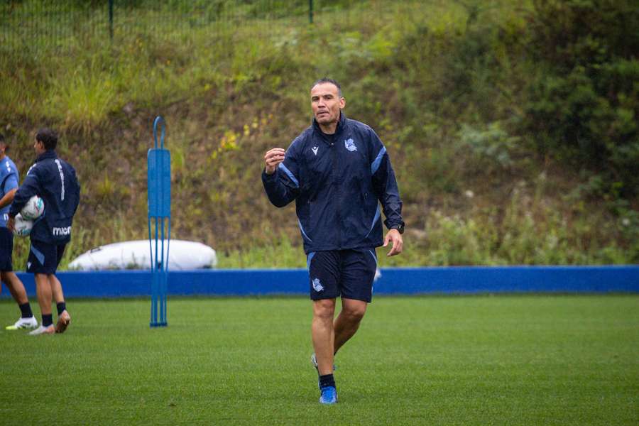 Sergio Francisco, en su primer entrenamiento en la primera plantilla de la Real Sociedad