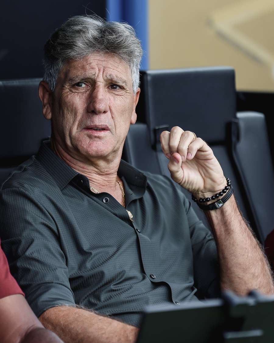 Tratado com criticismo, Renato ressaltou sua carreira e o trabalho que vem desenvolvendo como técnico de futebol Tratado com criticismo, Renato ressaltou sua carreira e o trabalho que vem desenvolvendo como técnico de futebol
