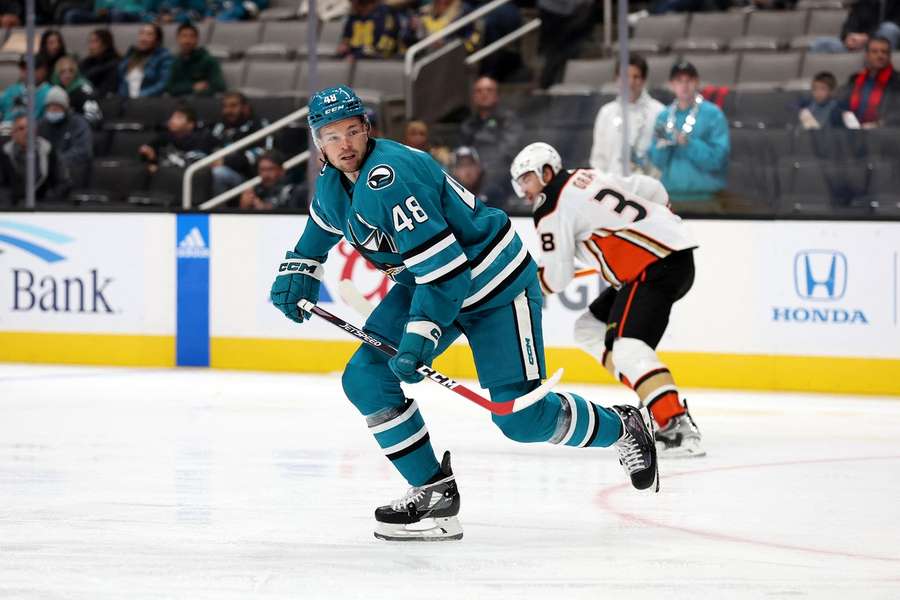 Tomáš Hertl získal proti Ducks tři kanadské body (1+2).