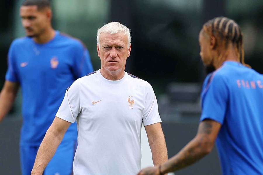 Didier Deschamps encerra ciclo como treinador da seleção francesa Didier Deschamps encerra ciclo como treinador da seleção francesa