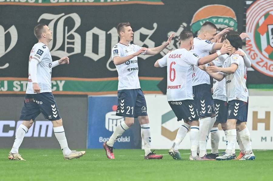 Prezes Górnika Zabrze krytykuje terminarz Ekstraklasy. "Liga rusza za wcześnie"