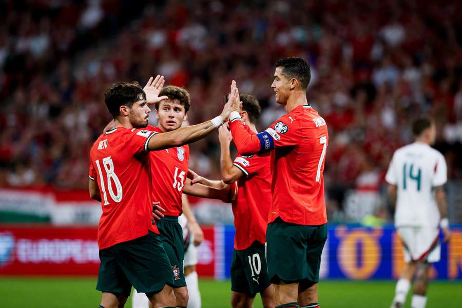 Ronaldo continua a fazer história na seleção