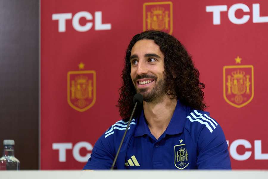 Cucurella, a favor del Villarreal-Barcelona en Miami
