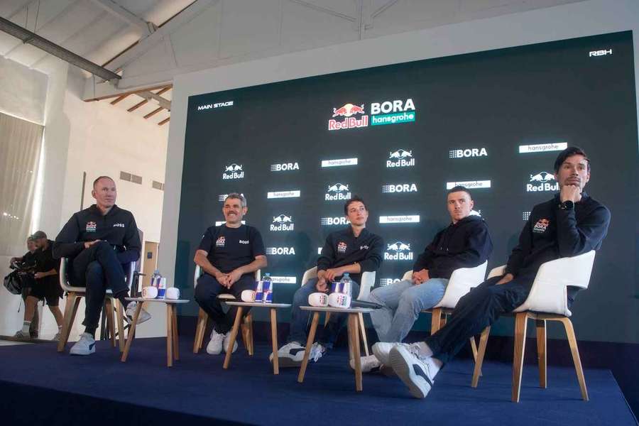 Das Red Bull-Bora-hansgrohe-Team bei einem Media Day. Das Red Bull-Bora-hansgrohe-Team bei einem Media Day.