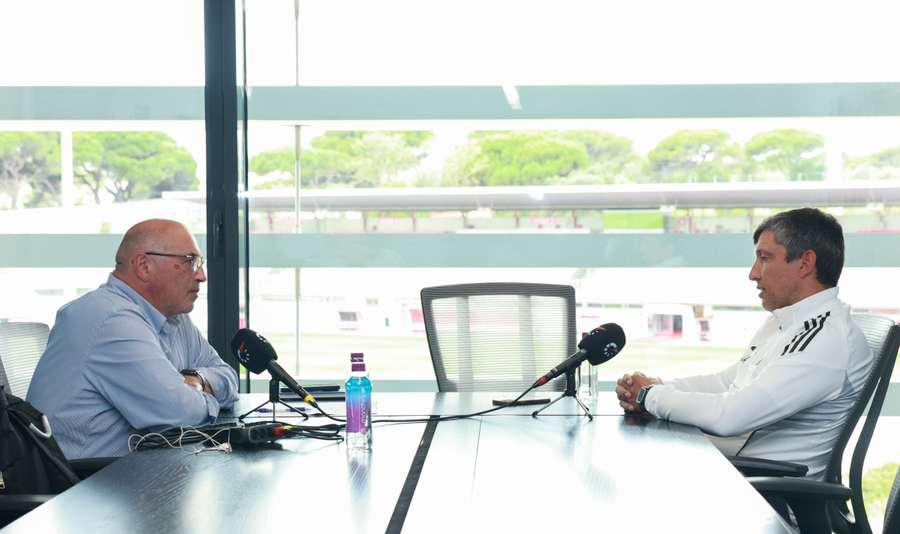 Conversa decorreu no Benfica Campus