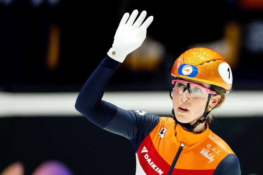 Suzanne Schulting op eerste dag WK shorttrack foutloos op alle afstanden