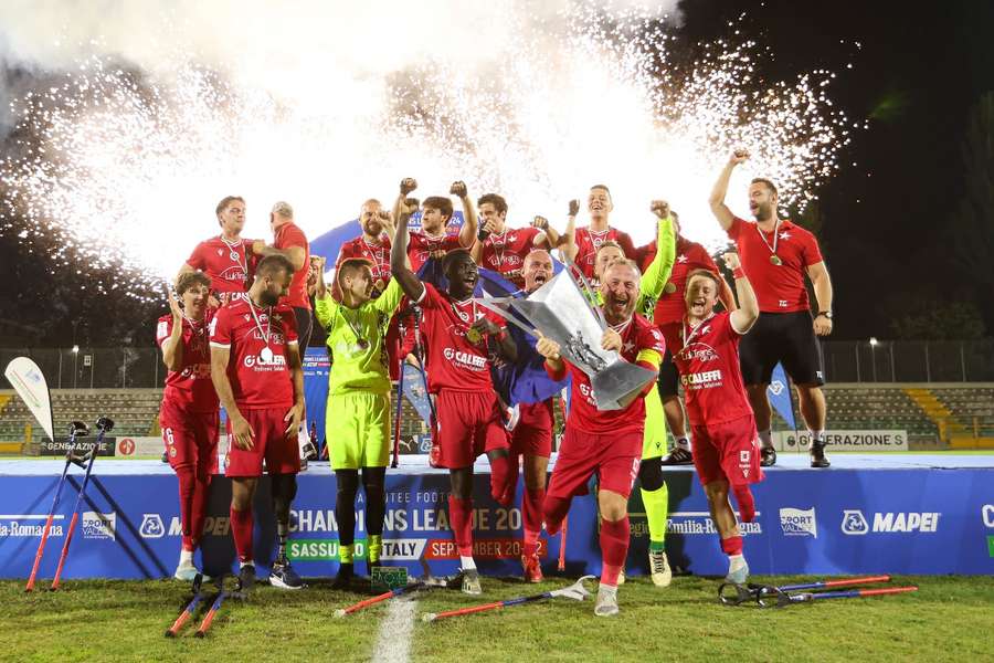 Liga Mistrzów za słaba dla poziomu Wisły Kraków... przynajmniej w amp futbolu Liga Mistrzów za słaba dla poziomu Wisły Kraków... przynajmniej w amp futbolu