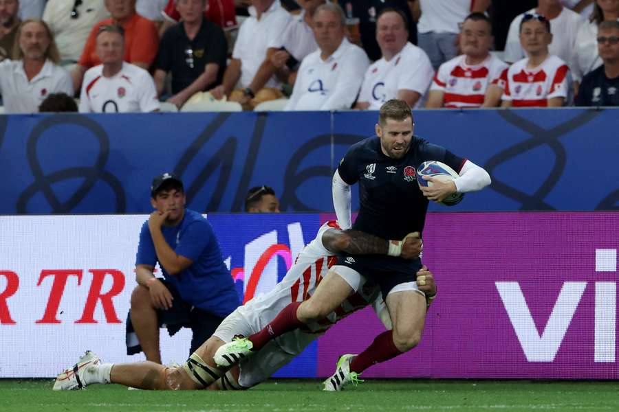 England's Elliot Daly was one of England's players sticking stubbornly to the kicking game in the Japan clash