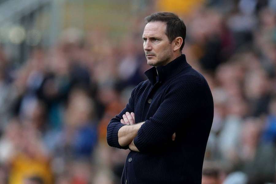 Lampard perdeu a sua primeira partida contra o Wolves no seu regresso ao Chelsea