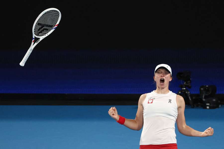 Iga Swiatek la finalul partidei cu Katie Boulter