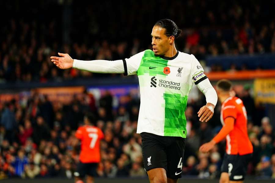 Virgil van Dijk ontbreekt in de UEFA Europa League door ziekte