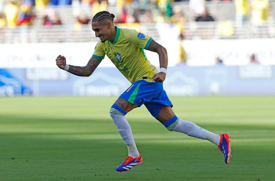 Gol de Raphinha foi insuficiente para Brasil vencer a Colômbia