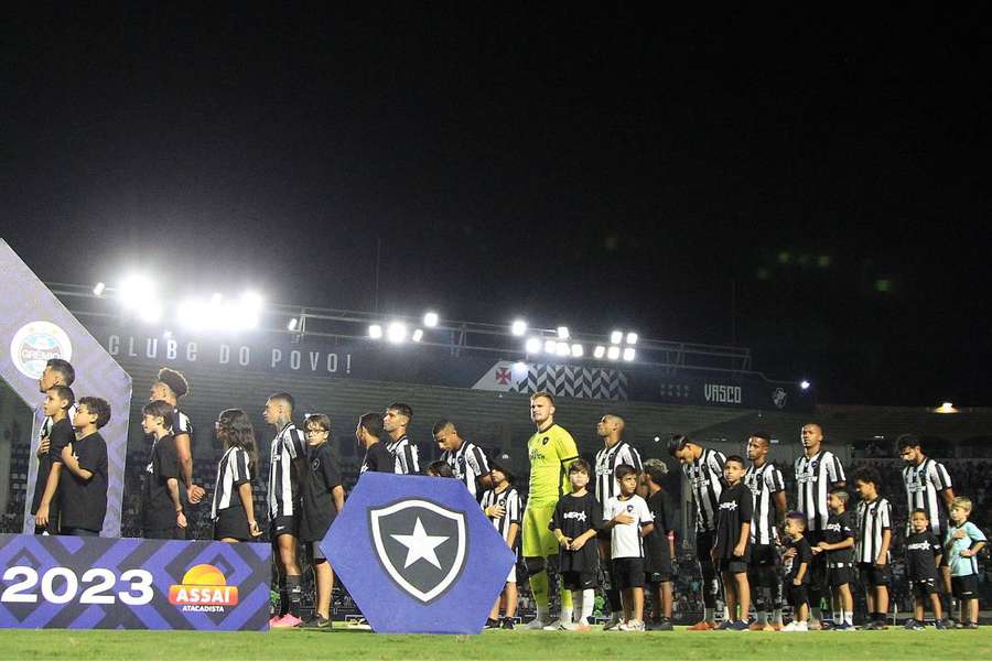 Botafogo voltou a sofrer uma reviravolta neste Brasileirão