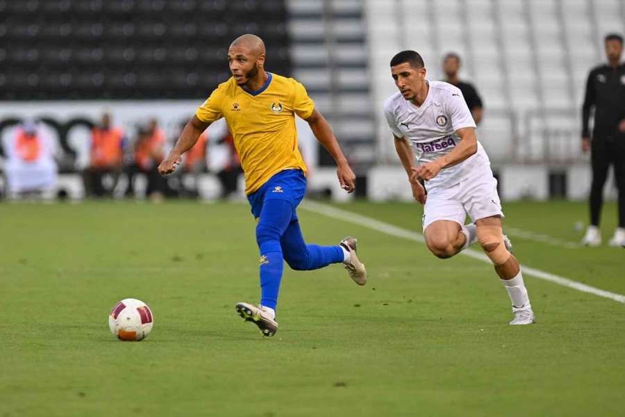 Brahimi assistiu para o segundo golo do Al-Gharafa