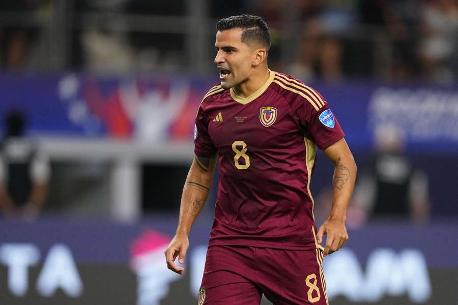 Rincón, líder de Venezuela
