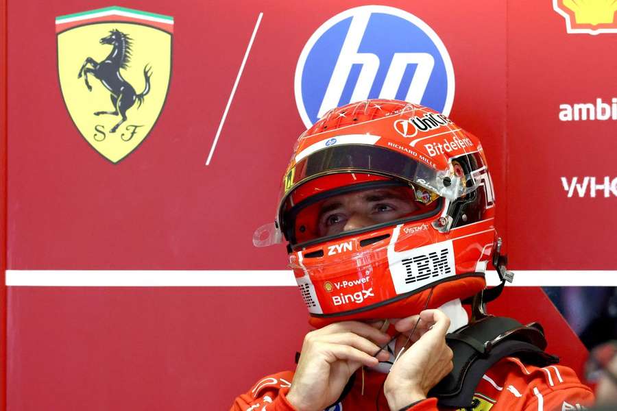 Doppelter Erfolg für Ferrari im ersten Training Doppelter Erfolg für Ferrari im ersten Training