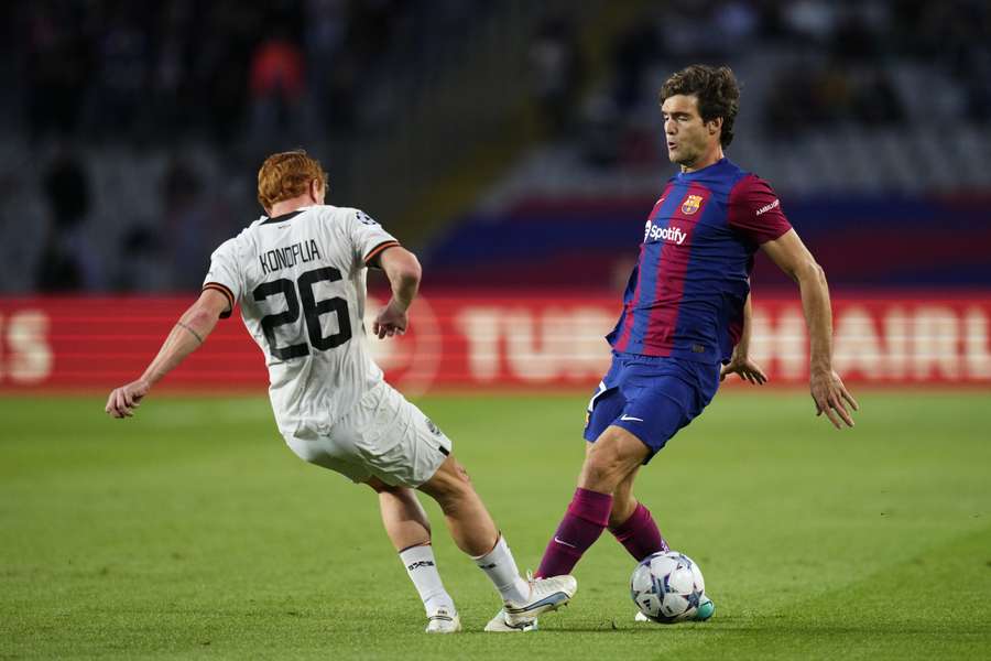 Marcos Alonso in actie tijdens een CL-duel tegen Shaktar Donetsk