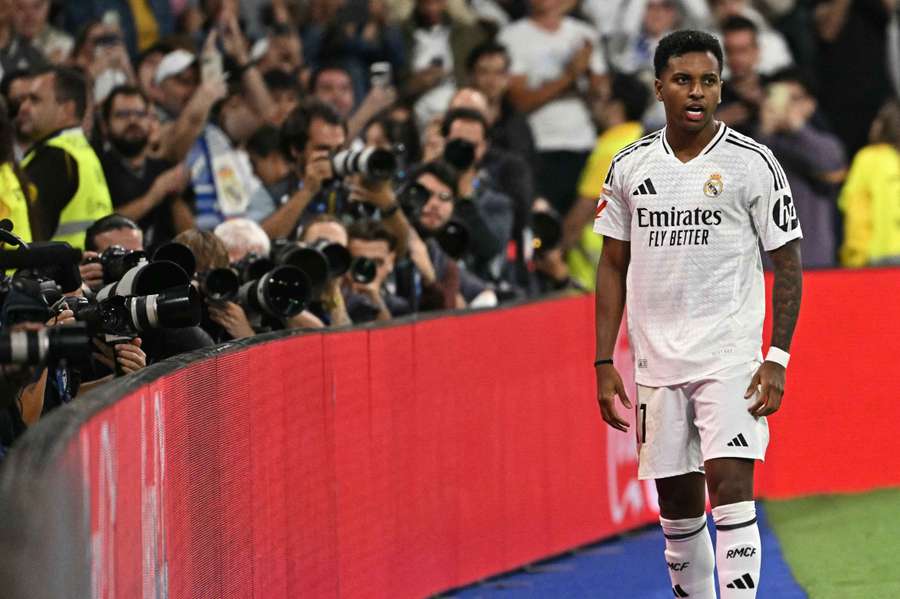 Rodrygo tem forte concorrência no ataque merengue