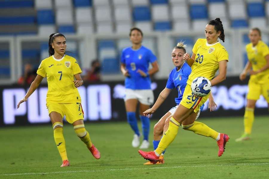 Ana Maria Vlădulescu și Cristina Carp
