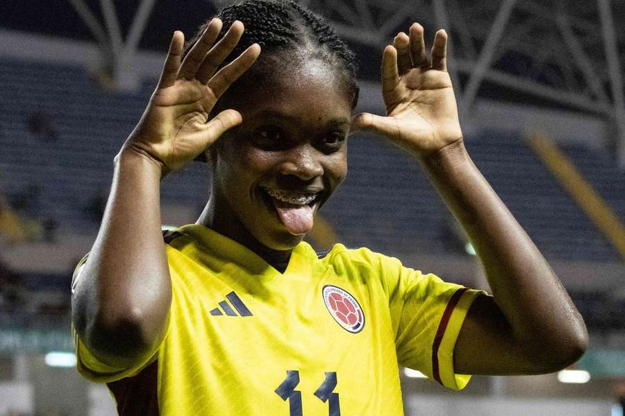 Linda Caicedo imita festejo de Neymar