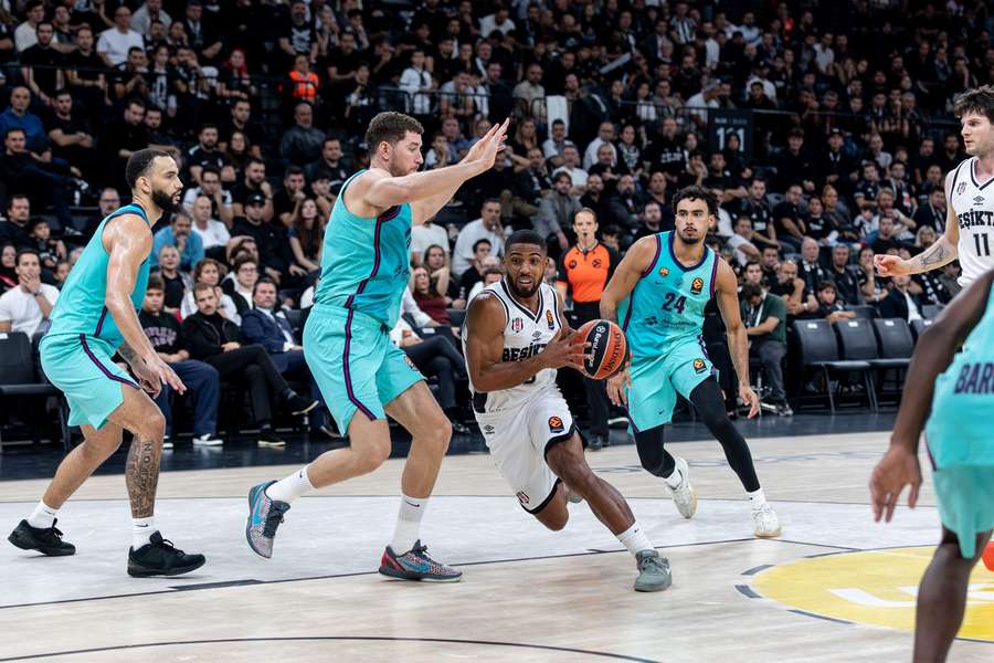 Największe kluby Euroligi odrzuciły propozycję współpracy z NBA Największe kluby Euroligi odrzuciły propozycję współpracy z NBA