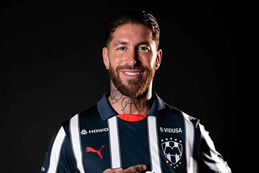 Legendární obránce Sergio Ramos bude v kariéře pokračovat v Mexiku.