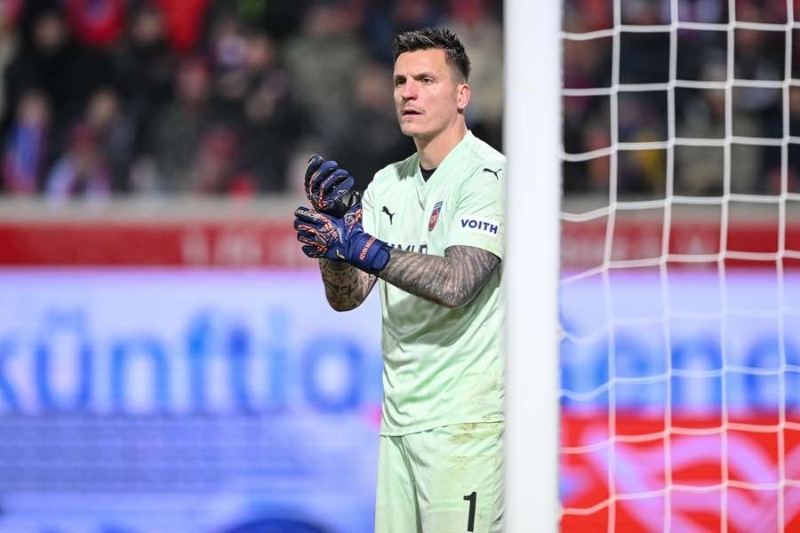 Kevin Müller está pronto para o grande jogo contra o Chelsea