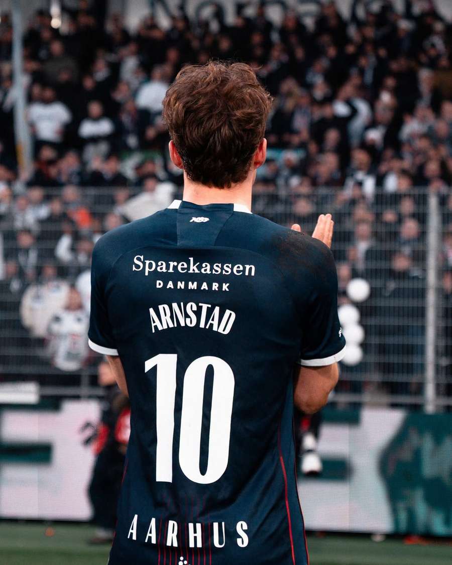 Kristian Arnstad é a estrela dos campeões da Dinamarca