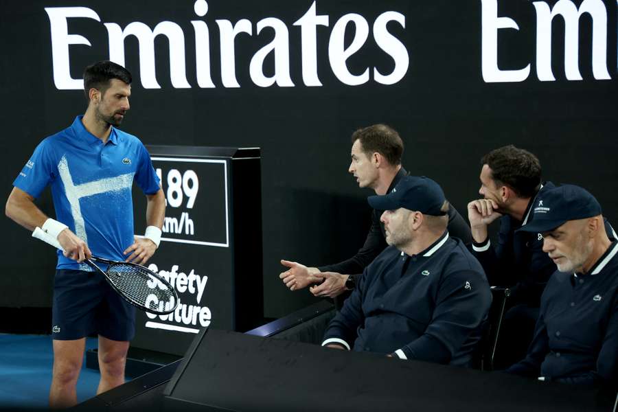 Djokovic, aprovechando el coaching con Murray.