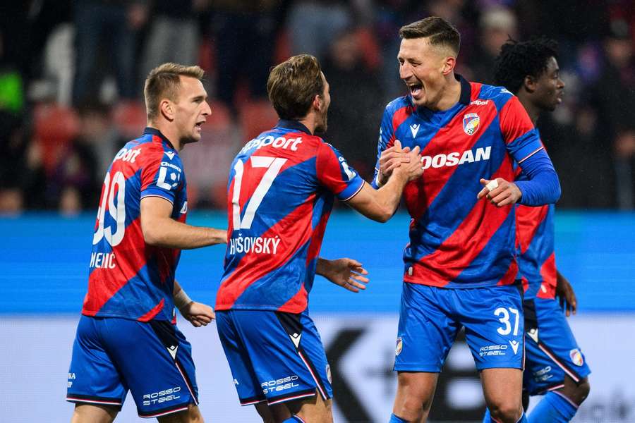 Obránce Dávid Krčík střílí góly i v barvách Viktorie Plzeň.