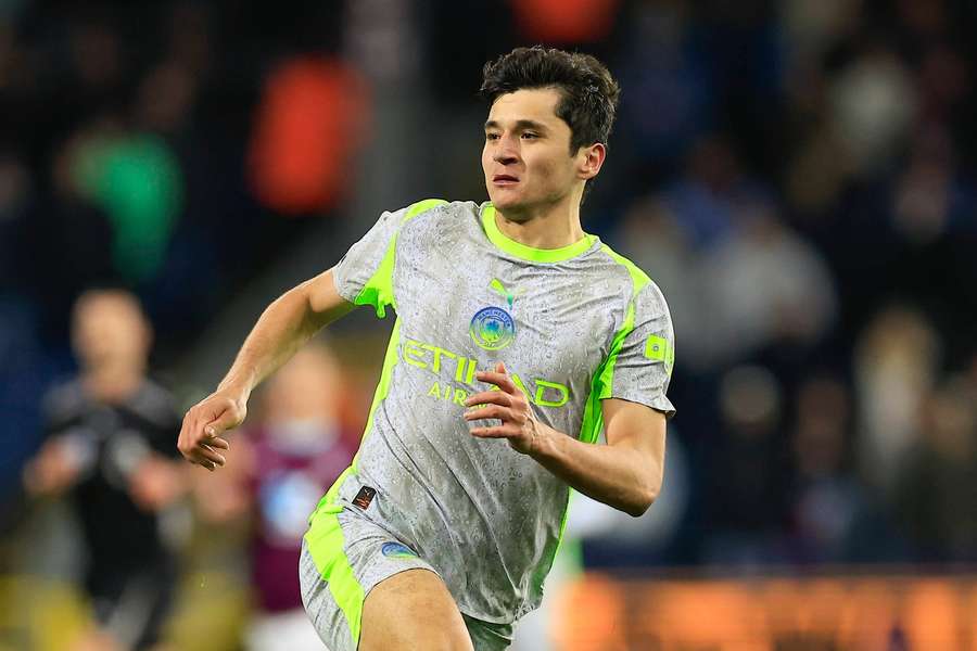 Chelsea 'make contact' with Man City defender Abdukodir Khusanov