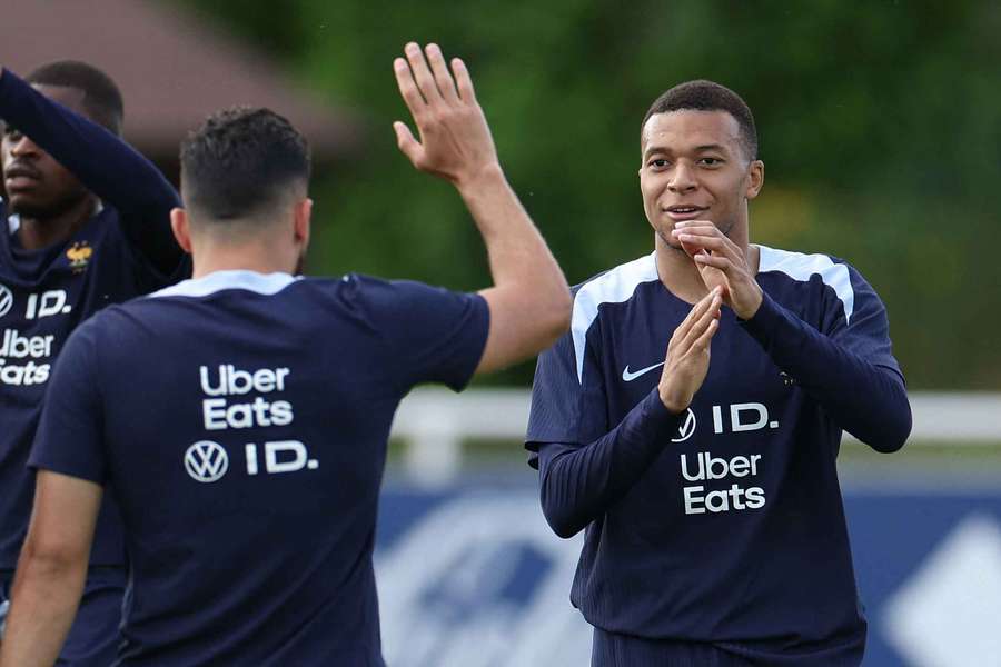 França de Mbappé vai em busca da final da Nations