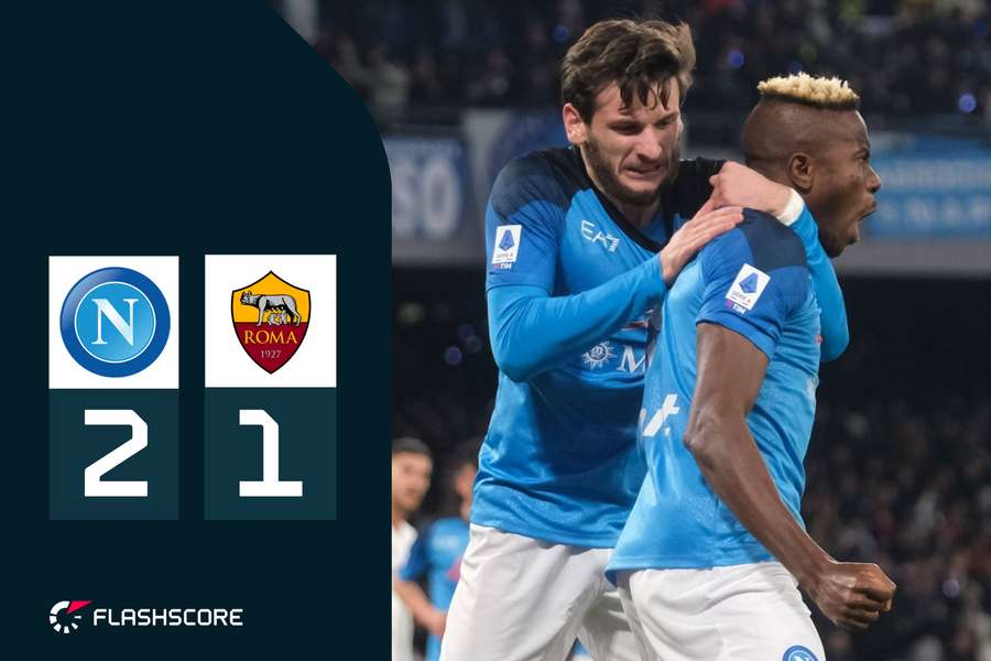 Napoli trece de Roma și își continuă seria de invincibilitate în fruntea Serie A