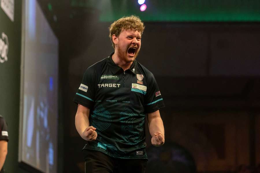 Kevin Doets took down former champion Michael Smith at the World Darts Championship