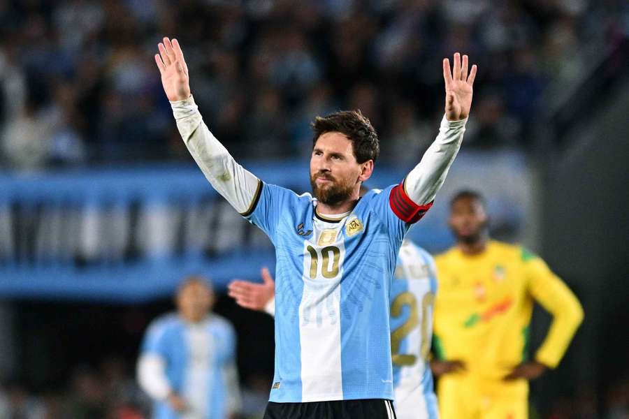 Messi zažil rozlúčku s národným tímom. Messi zažil rozlúčku s národným tímom.