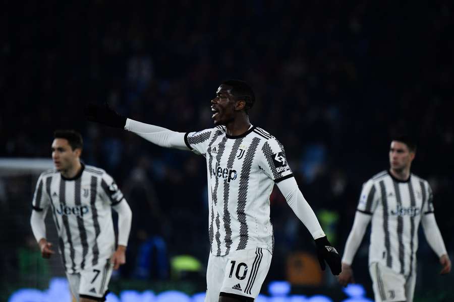 Uma época para esquecer para Paul Pogba