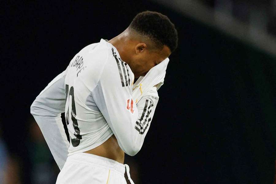 Kylian Mbappe ist enttäuscht.