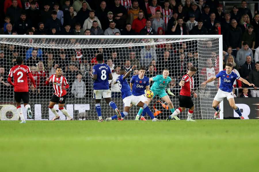 Adam Armstrong of Southampton scores his team's first goal 