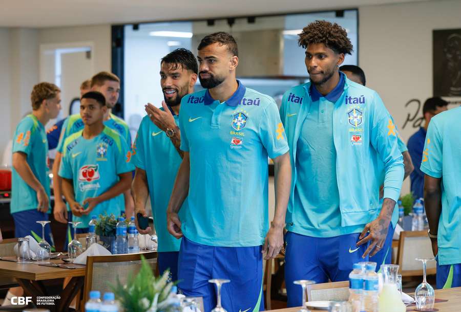 Fabrício Bruno já com os demais convocados para as últimas rodadas das Eliminatórias Fabrício Bruno já com os demais convocados para as últimas rodadas das Eliminatórias