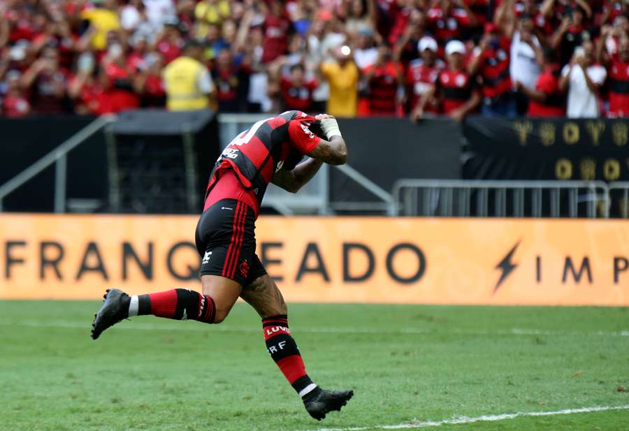 El Flamengo quiere apurar todas sus opciones