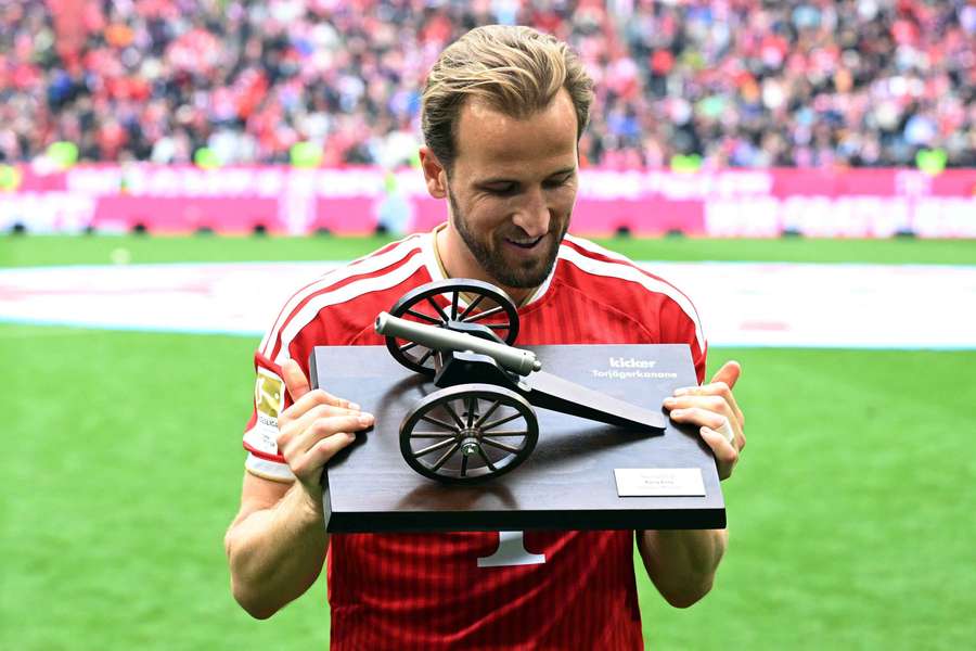 Harry Kane hat sich zum dritten Mal nacheinander die Torjäger-Kanon gesichert Harry Kane hat sich zum dritten Mal nacheinander die Torjäger-Kanon gesichert